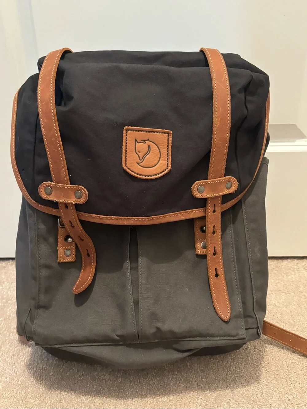 Fjallraven Splitpack G-1000 Canvas Leather Two-Tone Men’s Backpack Gray